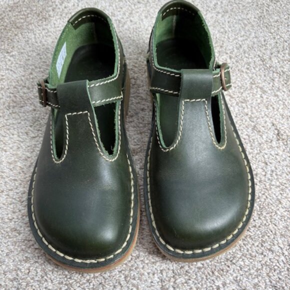 Duckfeet Lolland Mary Jane, Forest Green, size 42 with Removable Insoles* - Picture 4 of 16